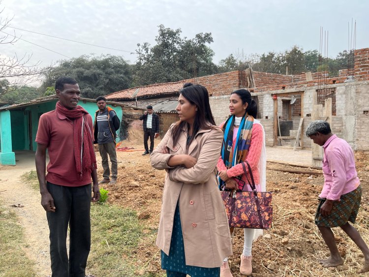 *जिला पंचायत सीईओ ने चौकी ब्लॉक में चल रही विभिन्न योजनाओं का किया निरीक्षण,आवास रहा प्रमुख विषय*