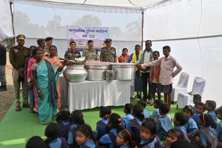 *पुलिस महानिरीक्षक राजनांदगांव रेंज, बालाजी राव रहे MMAC जिले के के दौरे पर*