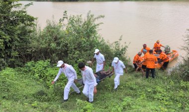 *केन्द्रीय NDRF एवं जिला स्तरीय कर्मचारियों द्वारा बाढ़/आपदा से निपटने हेतु किया गया अभ्यास*